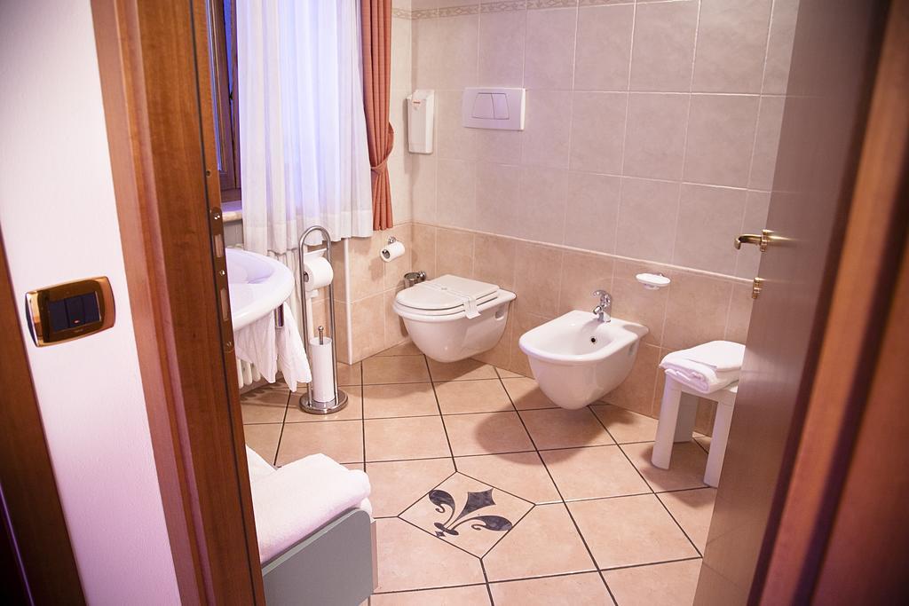 Residenza Il Giglio Bed & Breakfast Mozzecane Екстериор снимка