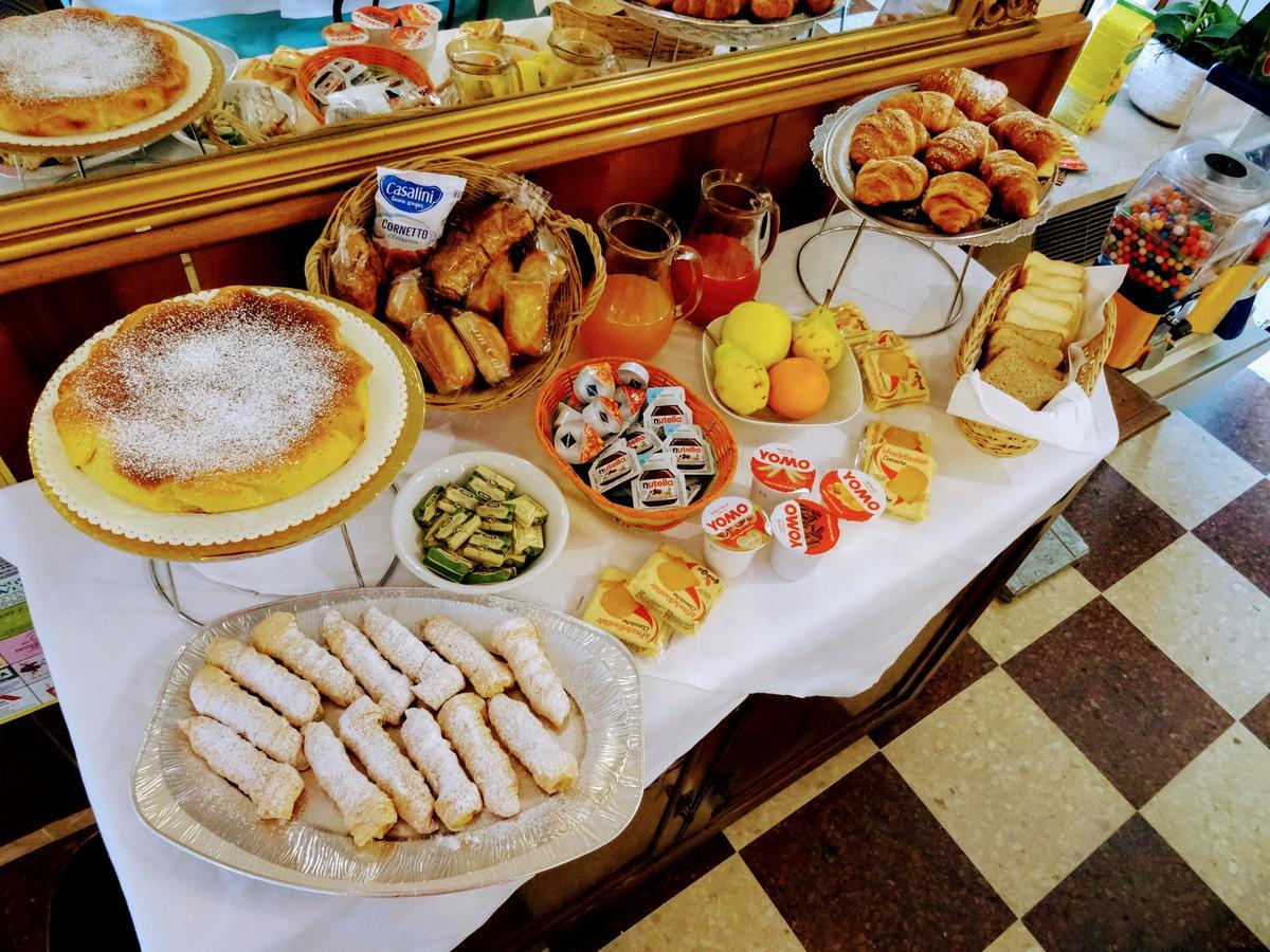 Residenza Il Giglio Bed & Breakfast Mozzecane Екстериор снимка